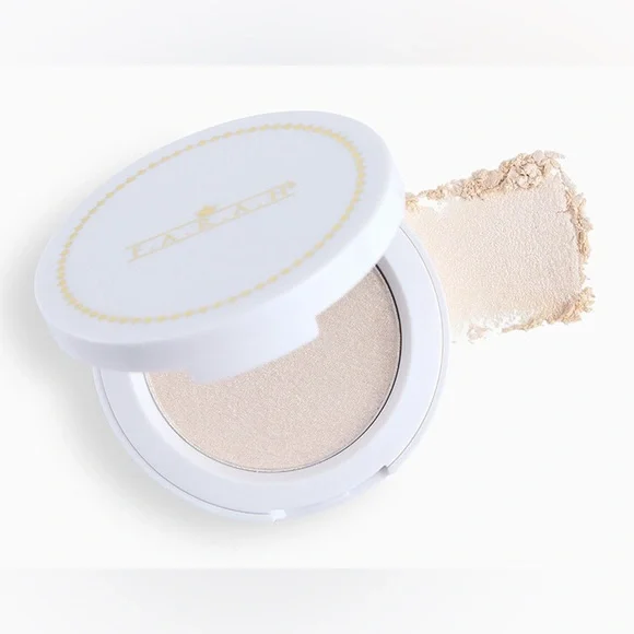 White Compact Powder - Picture 2 of 12